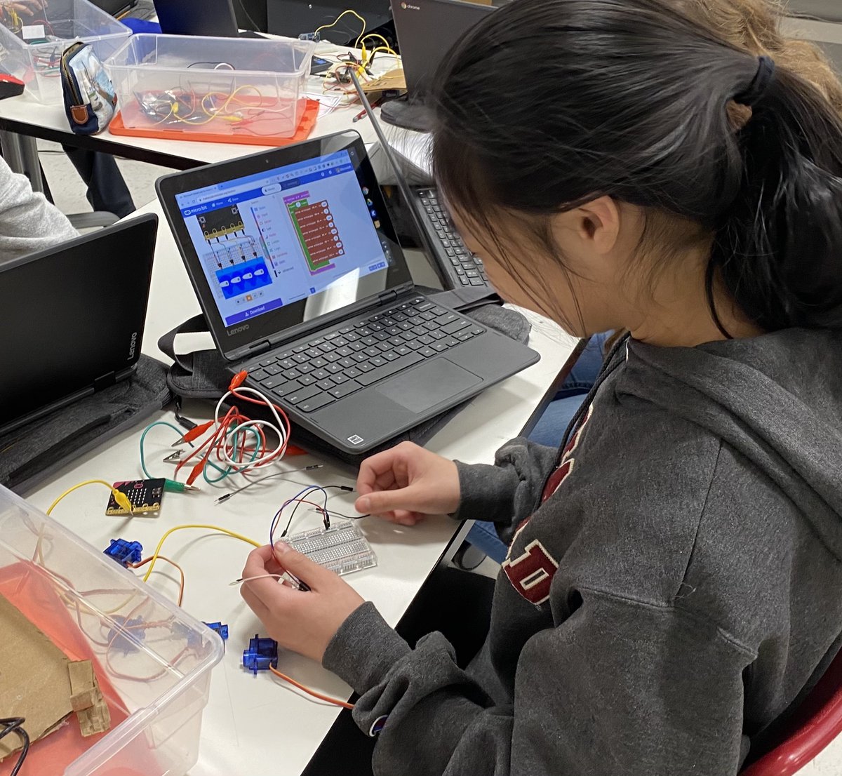 teach42's tweet photo. My first two weeks at @questgifteded have been spent helping the students getting their Invention Convention projects over the finish line. Absolutely amazed at their creativity and lateral thinking! #QuestGifted https://t.co/NvOwqpm8kH
