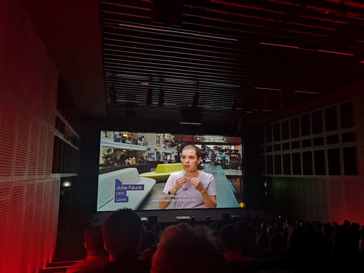 Reveability's tweet photo. #FoundationTheDoc @ l'avant première de The Foundation le film @joinstationf consacrée à l'entrepreuneriat féminin 👌👌 @Loom_officiel @joinkaramel @omini 45% de fondatrices in Station F well done @roxannevarza @marwan_elfi! 👏👏💪 https://t.co/b8YUJLLAvl