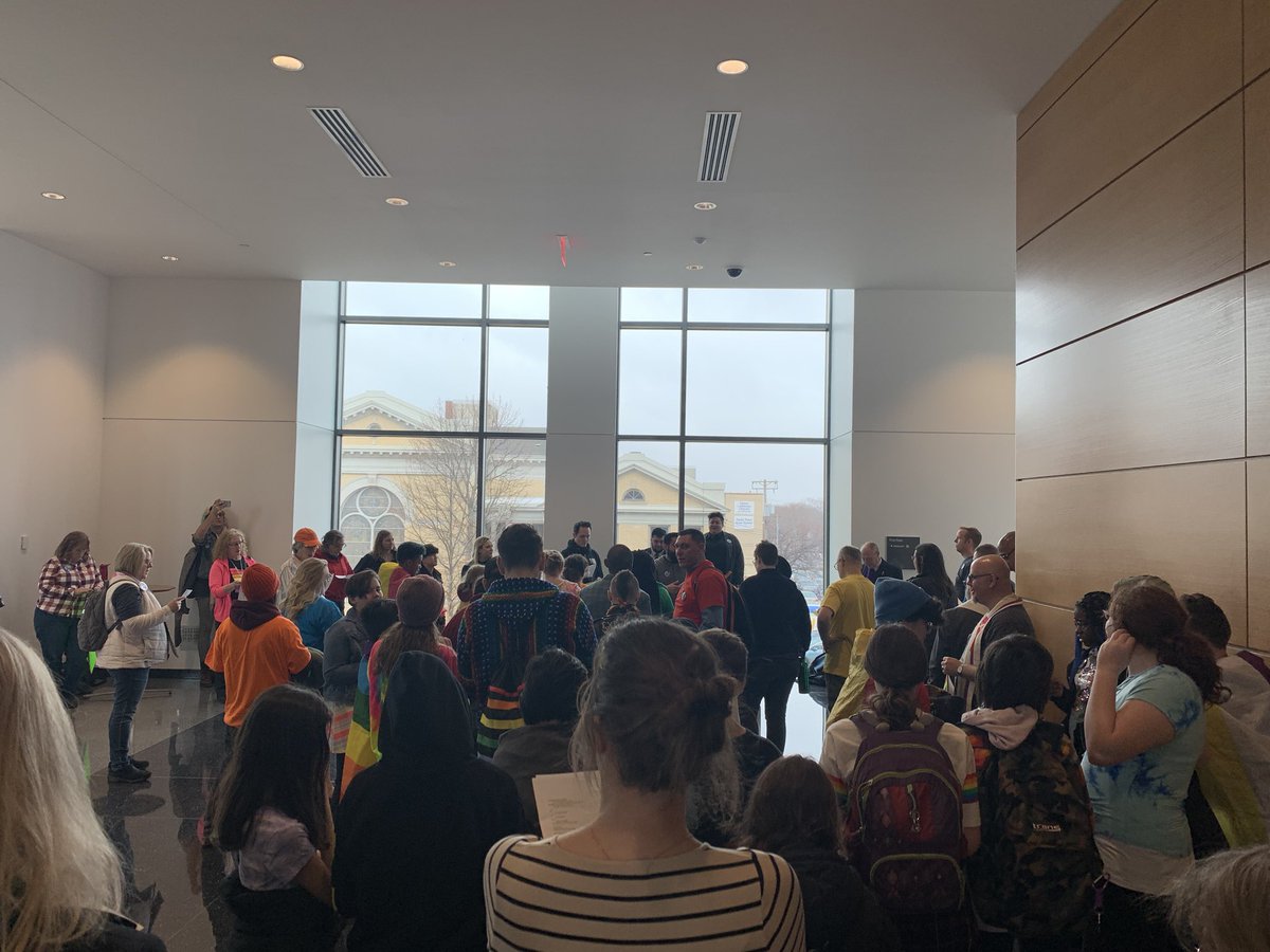 outfrontmn's tweet photo. We are at the #MNSenate Building demanding an end to #conversiontherapy. #BornPerfect #BeBoldLiveOutFront https://t.co/CDYlUcuqcA