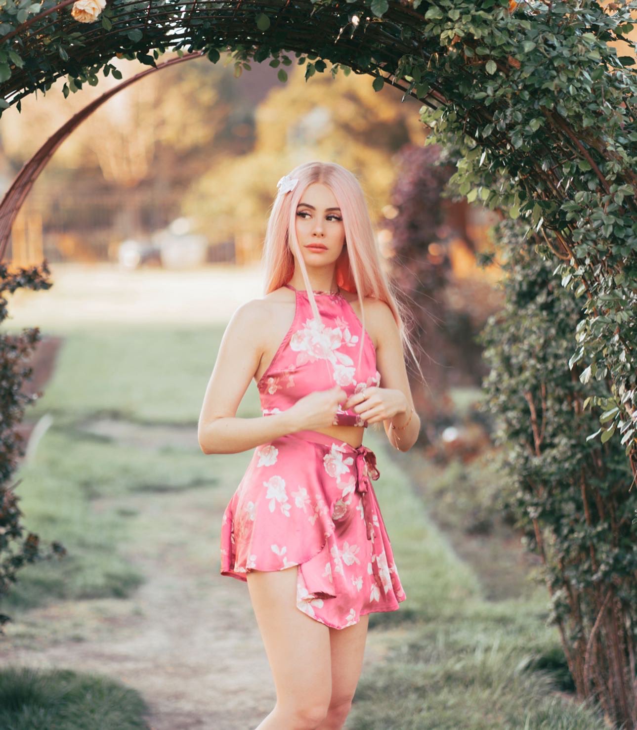 Leah Ashe канал