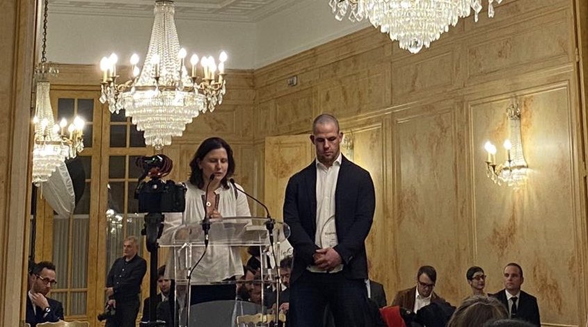 <a href="/BenGuyot/">Benoit Guyot</a>  « Il est important de casser les codes et de s’intéresser à autre chose que le sport lorsque l’on est sportif de haut niveau » 👏👏👏 Prix Sport #TropheesK2 remis par <a href="/RoxaMaracineanu/">Roxana Maracineanu</a> #reconversion