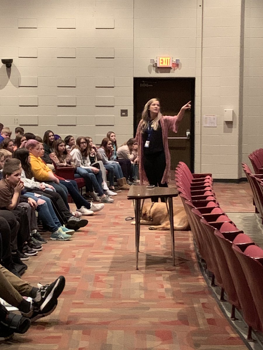 Piercefield_III's tweet photo. Thank you Mrs. Ford and Truman (therapy dog) for leading our 7th grade students in a great conversation today! #HEROES https://t.co/CoaQz0mcos