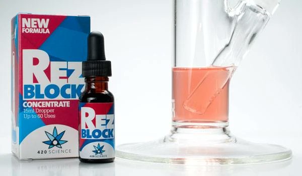 JsSmokin's tweet photo. https://t.co/N4z98YRJYO
We have the NEW super concentrate Rez Block!
 Just add a few drops to your water pipe 💧
#StonerFam #IAmCannabis 
#RezBlock #420Life #Drops 
#Concentrate #SmokinSupplies 
#Clean #SmokersAndTokers 
#EverythingForYourSmokinLifestyle 
🙌 https://t.co/kVHzobYmuB