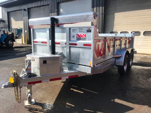 LuckysTrailers's tweet photo. 2020 N &amp; N dump
$10,900
About This Vehicle
Exterior color: Silver
Seller's Description
82" x 14 HD Low Profile Dump Trailer 2 way gate, HD jack, 5’ ramps, 17’ tarp, HD piston 14000 gvwr. Call 802-763-2585 or stop into Lucky's today to hitch it up https://t.co/EU6qBkmZGf