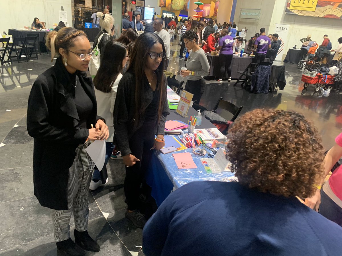 UA_Chicago's tweet photo. Check out our #OYJC students practicing their networking skills at the #BlackCreative Career Showcase at @msichicago! #STEAM #Chicago https://t.co/xtb6bkpmdZ
