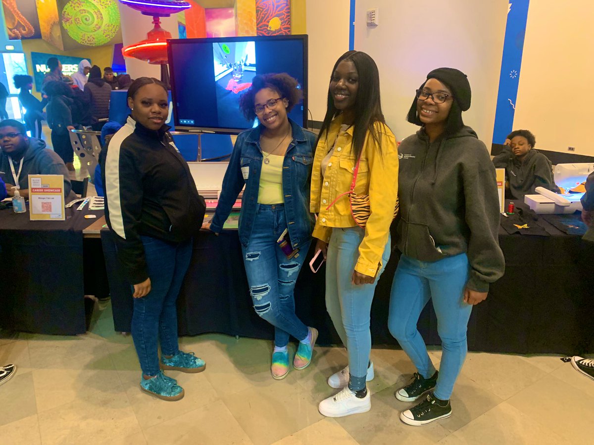 UA_Chicago's tweet photo. Check out our #OYJC students practicing their networking skills at the #BlackCreative Career Showcase at @msichicago! #STEAM #Chicago https://t.co/xtb6bkpmdZ