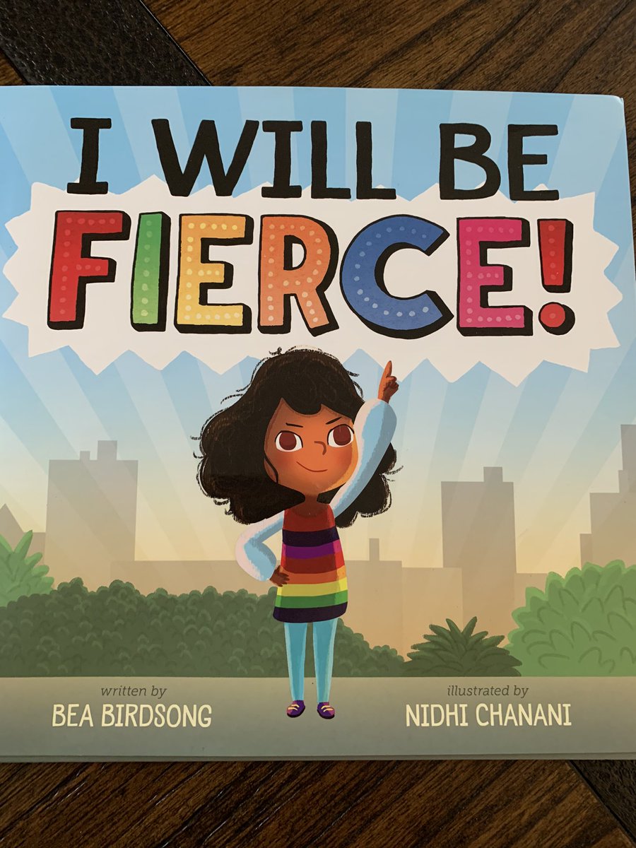 lizveneziano's tweet photo. My new favorite book! #WOReads #Iwillbefierce 📚 https://t.co/AF11Y9qUkv