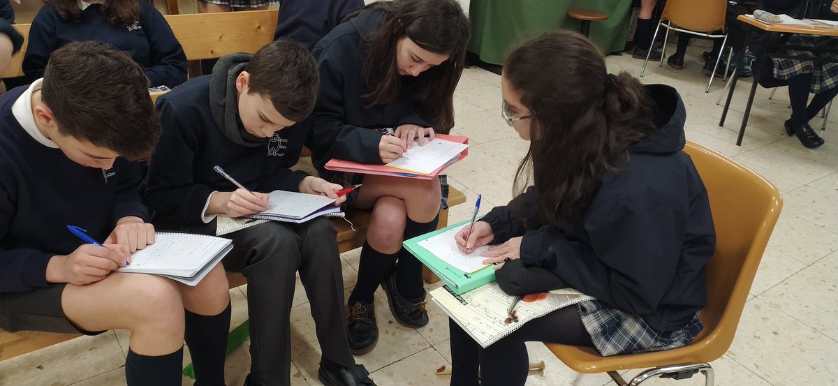 GOAtocha's tweet photo. Nuestros alumnos de 2°A de la ESO nos envían esta noticia:
Hola, nosotros somos Faíscas y estamos trabajando para que podáis disfrutar de nuestra Ópera.
#GOAtocha #2AESO #LÓVA #Faíscas #actores #RP #escenografos #estetica #compositores #director #regidora https://t.co/zp7oE3ZnYH