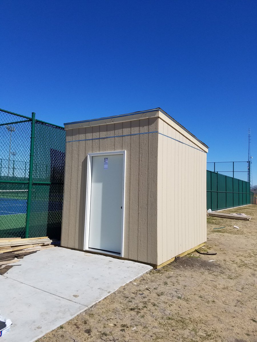 GeometryIn's tweet photo. The tennis shed is 95% complete and ready for the middle school to start using it. The Geometry in Construction students learned a lot about framing, siding and roofing! #ahstrojanfam https://t.co/RoJUlzGzKb