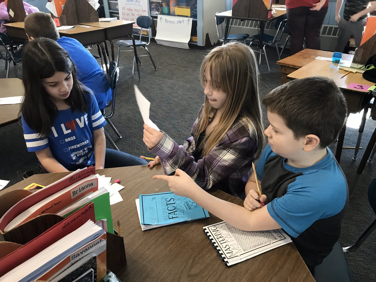 therealmiss2K's tweet photo. Kids helping one another master their multiplication facts! @NLS_Rochester https://t.co/7st7OqDbAT