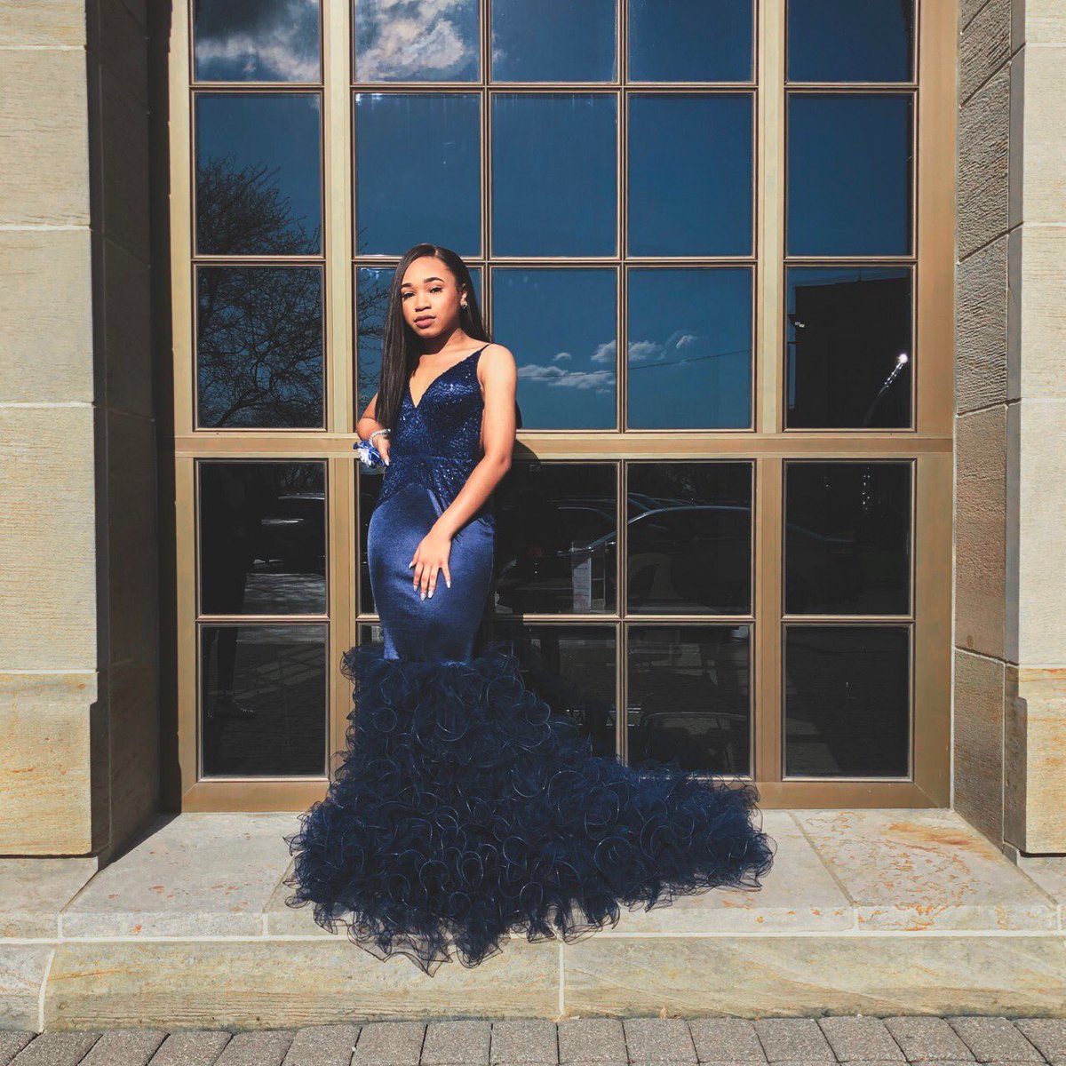 kynjonez's tweet photo. Iβm selling this navy blue prom dress :-) This dress is a size 2. DM if interested π
#promdresses #prom #prom2020 #promdress #promsale https://t.co/xcCbpiCmSt