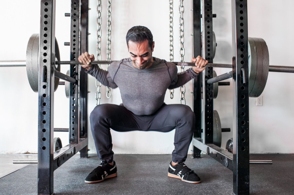When the going gets tough, will you persevere or will you let the weight crush you? #spideyfit #heroicstrength #startingstrength