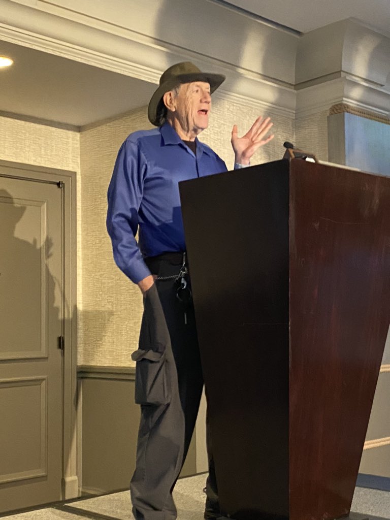 FrancescoC's tweet image. The only viruses I have had to deal with in the past have been computer viruses 😂. prof @DrCarlHewitt @ #CodeBEAMSF