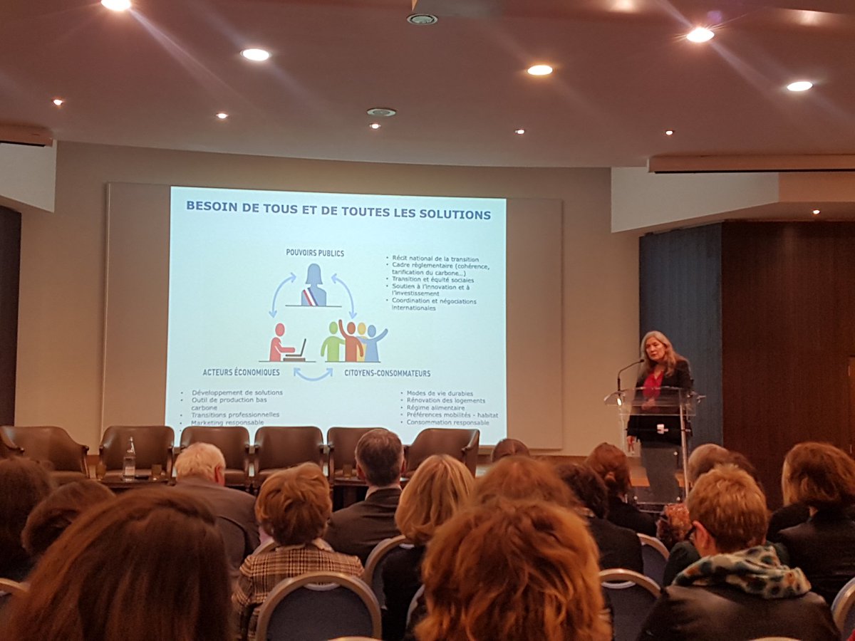 MarieLaetitiaGo's tweet photo. Les #administrateurs ont un rôle majeur à jouer pour pousser l'urgence #climatique au coeur de la reflexion stratégique des #entreprises. Car il faut "passer de la parole aux actes" comme l'a souligné @brunepoirson en ouverture. #gouvernance @PWNParis #theboardnetwork #Inspire https://t.co/RbHPqFd6z3