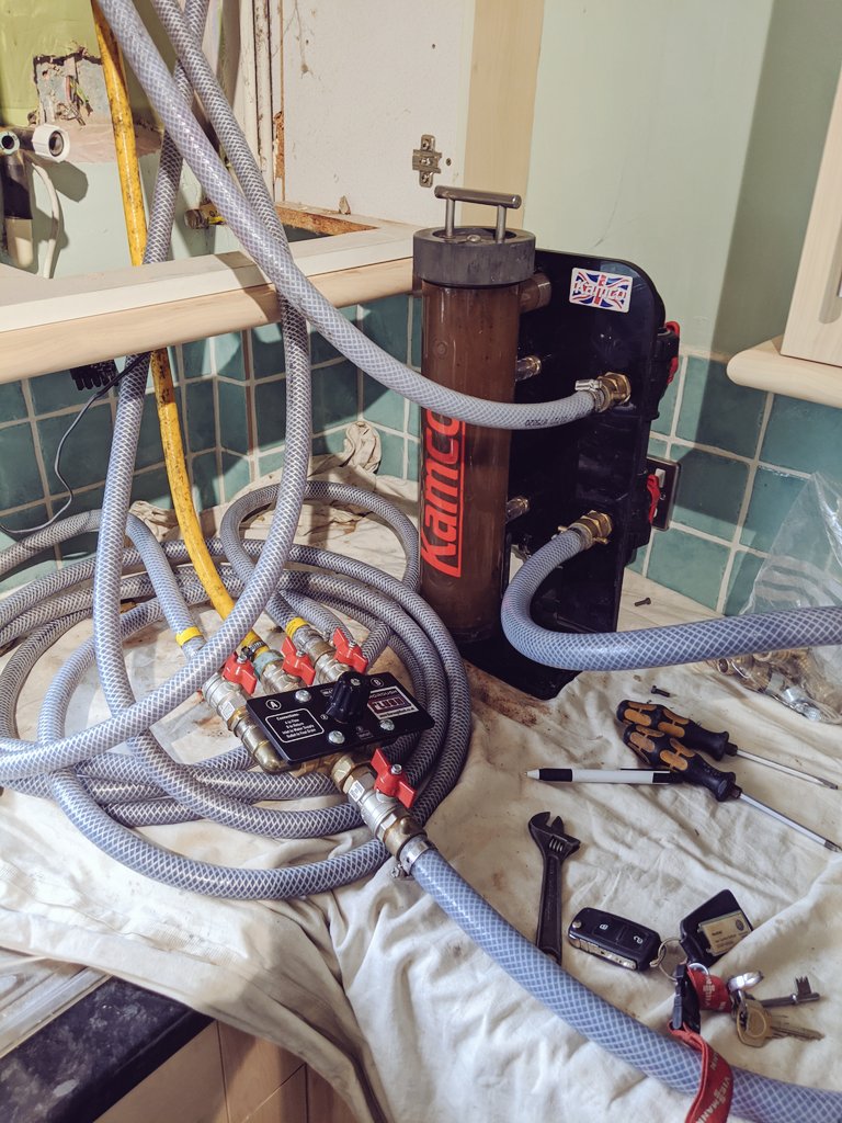 First go on the <a href="/thoroughflush/">Thoroughflush®️</a> today. Magnet on the outlet to save standing outside in the rain looking at a drain 😂