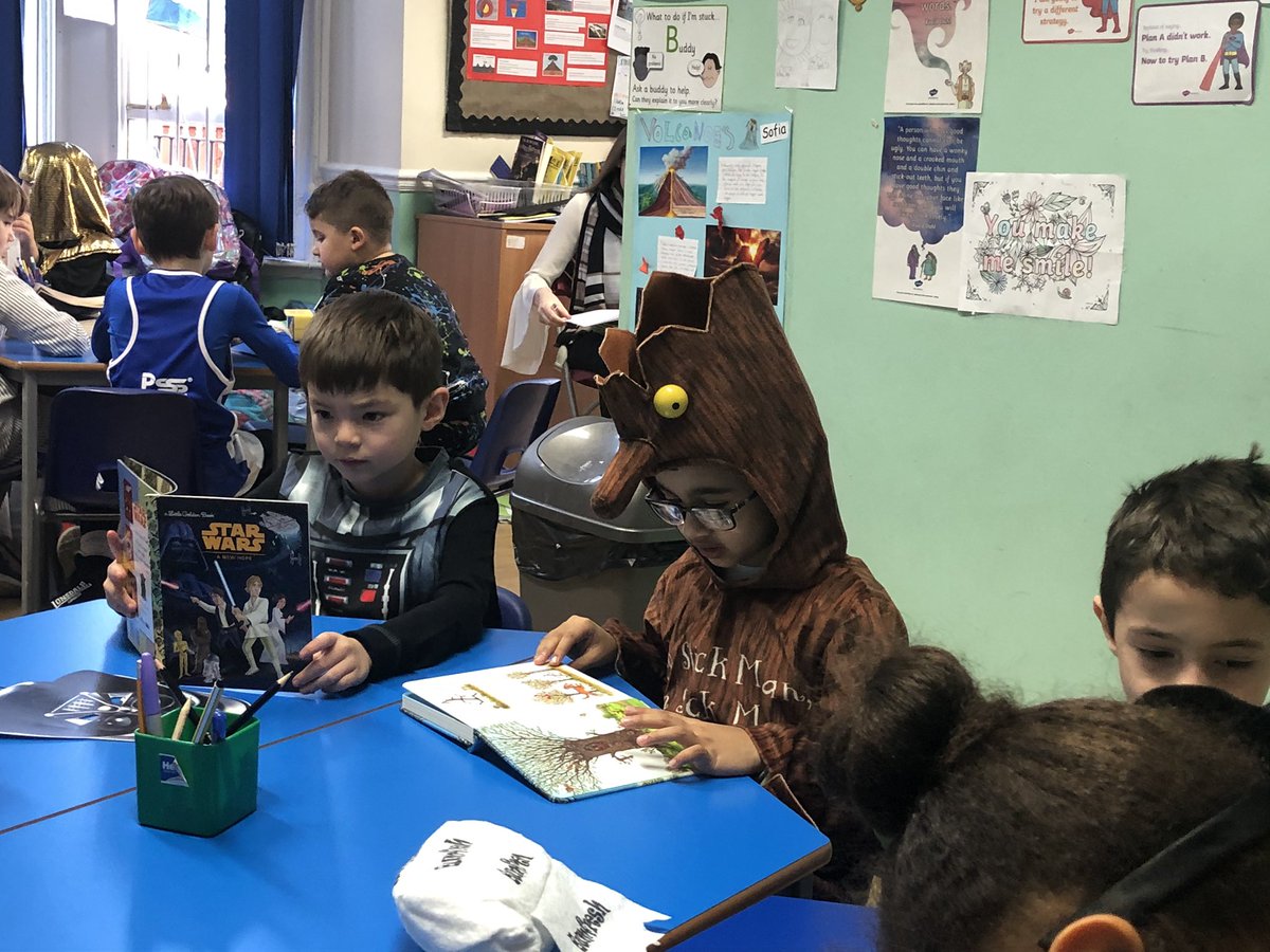 Auckland College tweet media