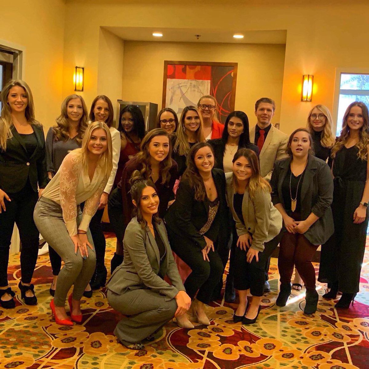 ArasGlobal's tweet photo. Hr recruiter Nikki had the chance to attend the very first recruiter refresher with UES, where she had the opportunity to collaborate with other recruiters and learn how to attain greater goals within our company. https://t.co/Nd8f9ITnGx