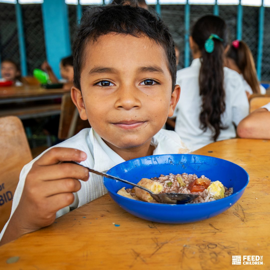 Every child should have access to nutritious food! 🥕 🍎 🍠 🍌 
With your help, children in America and all around the world can receive meals to help them achieve bright, successful futures. 
Find out more here: bit.ly/2PvCWcZ