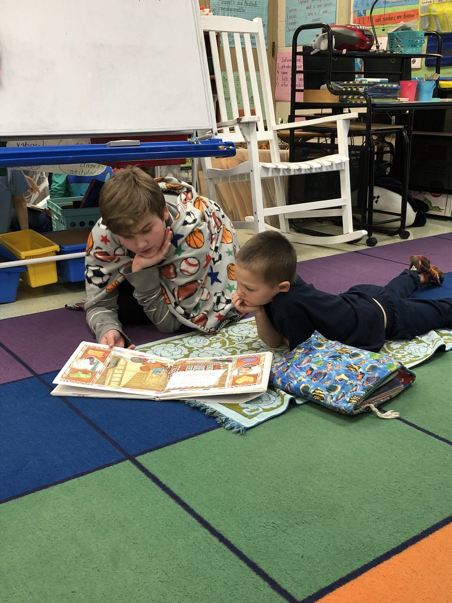 trina_snoke's tweet photo. 5th and 1st grades at Lurgan Elementary celebrated Read Across America by choosing favorite books to share! @casd_ela @casdnews https://t.co/OpxRWcI2rT