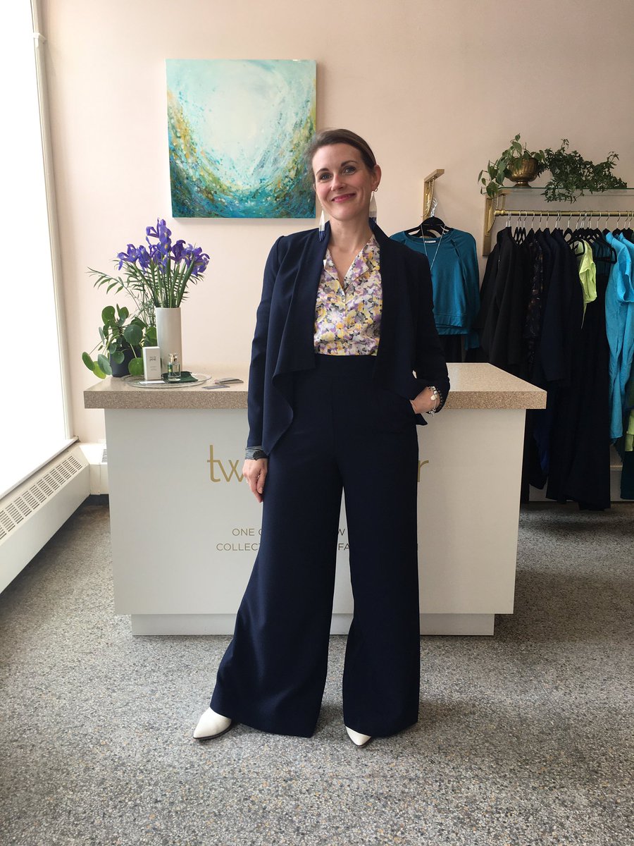 Steph_DDesigns's tweet photo. The Jac pant and Fine Faye jacket make a lovely and comfortable suit. Go on, treat yourself! Check them out today at @twissandweber Limited run so act now 😉 #slowfashion #localdesigner #ottawadesigner #madeincanada #faitaucanada https://t.co/RwhW4Y8X2h