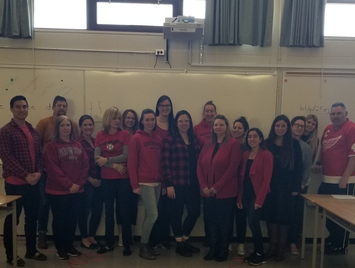 Using technology to support our students! #osstf #nocutstoeducation <a href="/OSSTF22Niagara/">OSSTF District 22</a> <a href="/samoosterhoff/">Sam Oosterhoff</a> #RedForEd
