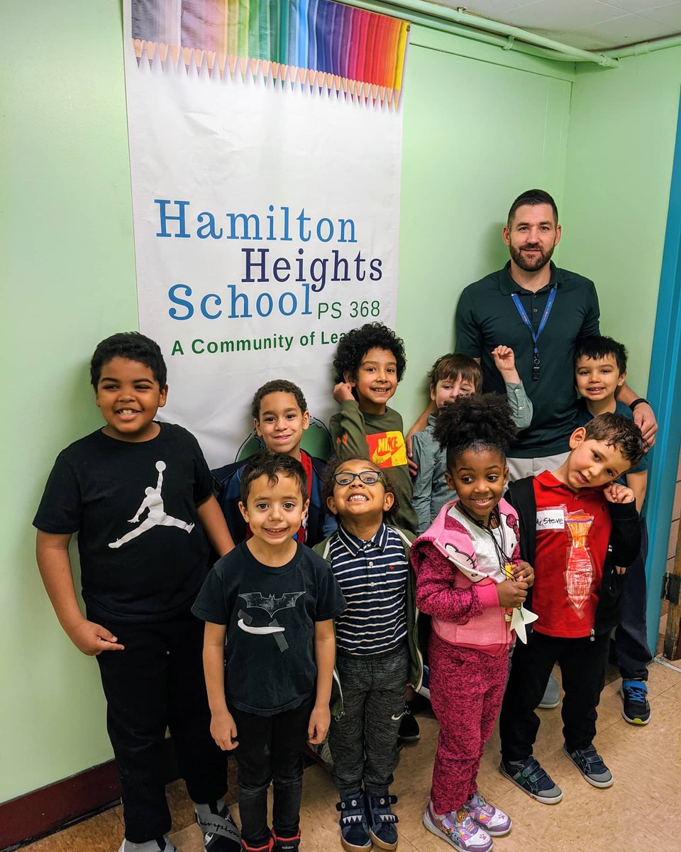 PS368Family's tweet photo. Today's Spirit Week theme "Dress like an HHS Teacher" was another success! Our students really showed their creativity when emulating their teachers look! Check out our Instagram for more pictures!

#hhsspiritweek #dresslikeateacher https://t.co/MS74uj8baH