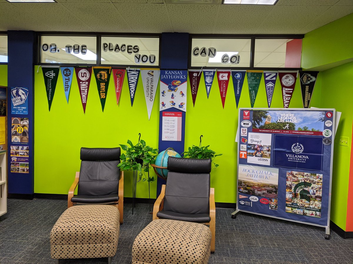 lincoln_library's tweet photo. Our college center is growing!!! #d57learns #d57reads https://t.co/UfOu0BpDCN