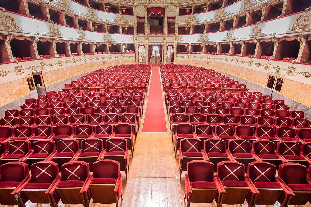 Nell'articolo le disposizioni sui luoghi e gli spazi culturali fiorentini, come riportato dall'Assessore alla Cultura Tommaso Sacchi, in attuazione a quanto previsto dal Decreto del Presidente del Consiglio dei Ministri del 04/03/2020 !!! levento.eu/2020/03/05/gli…