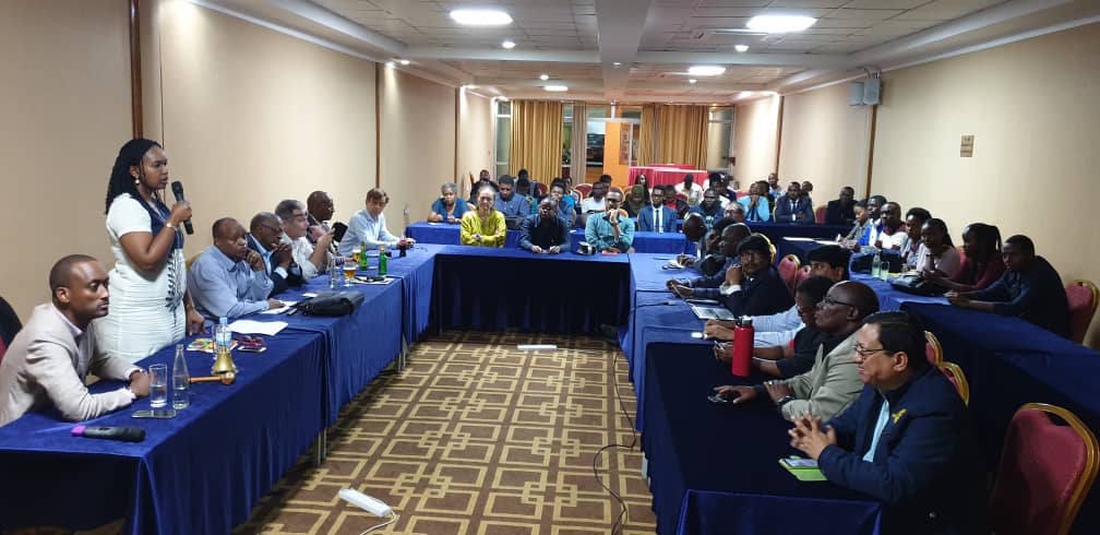 Rotaract250's tweet photo. It was full house at the #RYLA night joint fellowship as #members of the #Rotary family  in #Rwanda combined efforts to support the upcoming #RYLARwanda2020! Massive thanks for all clubs that were represented. See you'll next Saturday at LandMark Suites, #Kagugu! https://t.co/bguBhwU0QV