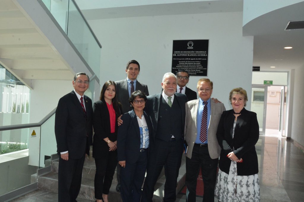 CopaesMx's tweet photo. Desayuno de Trabajo de los miembros mexicanos de la RIACES quienes fueron convocados por el Presidente de la RIACES @alexmirandaaya1
Rumbo a la XVIII Asamblea General a celebrarse en la Ciudad de Panamá
@ciees_mx , @CACEI2, @difusionconaic, @fimpes, @CopaesMx, #CONAED #CACSLA https://t.co/VDL0ZT2qbR
