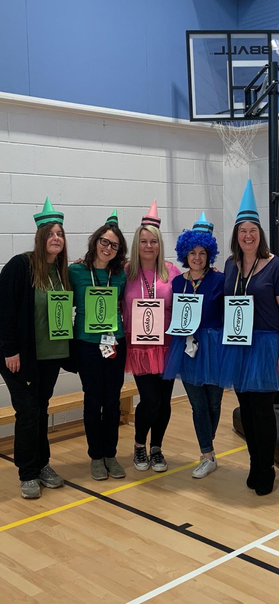 Happy World Book Day from all the staff <a href="/Greenbraeschool/">Greenbrae School</a> #thedaythecrayonsquit