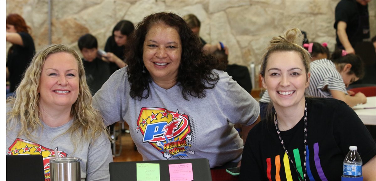 Our school social workers link our students and families to resources that can help with their educational journeys. Be sure to thank a social worker today for #SSWweek2020. 

For more information on what our social workers provide or to connect with one: pfisd.net/Page/960
