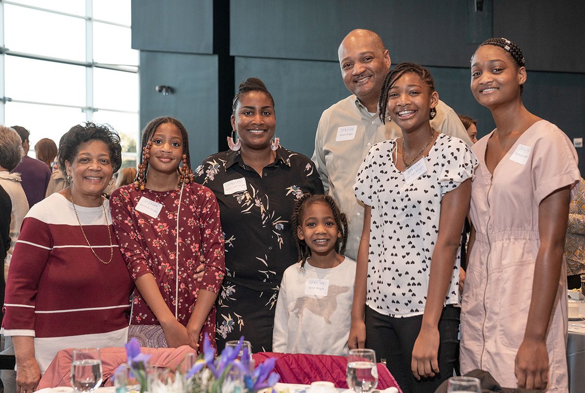 ScienceMusofVA's tweet photo. Yesterday 400+ guests gathered to celebrate & support #WomenInSTEM at 11th annual Up & Atom Women’s Leadership Breakfast. @missamerica @CamilleSchrier was keynote speaker, delivering empowering message & exciting demo! #rva @FirstLadyVA #STEMva #ScienceRocks #MustLoveScience #VA https://t.co/8xxQmr8cL9
