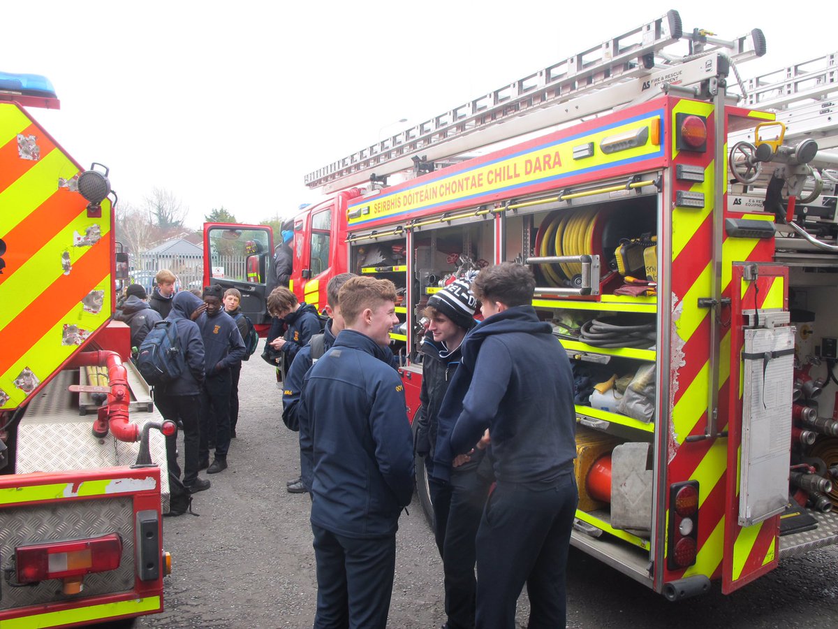 PSSNewbridge's tweet photo. As part of #EngineeringWeek2020, our students attended Newbridge Fire Station today to see demos on how to safely evacuate a passenger from an RTA, the dangers of chip pan fires and cars on fire. @KildareFire https://t.co/Z7KtEgO6lX