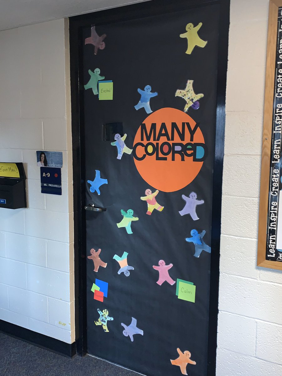 PES decorate your door contest! #Seussstyle Who will win? <a href="/PomperaugES/">Theresa Forish</a>
