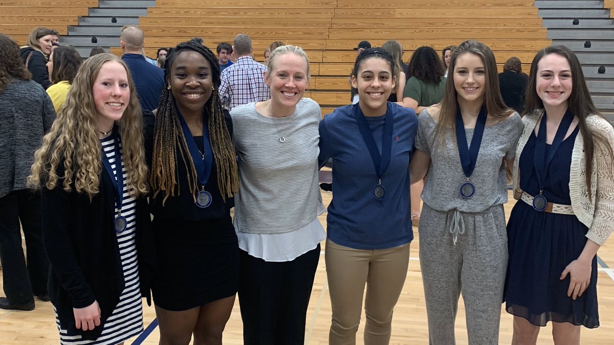FHCgirlsbball's tweet photo. Look who I found at #FHCSilverShield - what an ELITE🔥 group of young women! Congrats, SPARTANS! 🏀 

#PTR⚒ https://t.co/gYjpGaGKLu