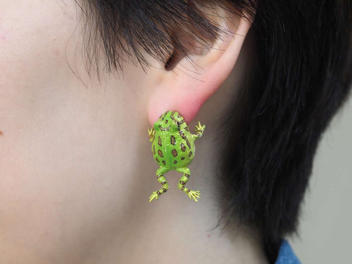 pacman frog earrings