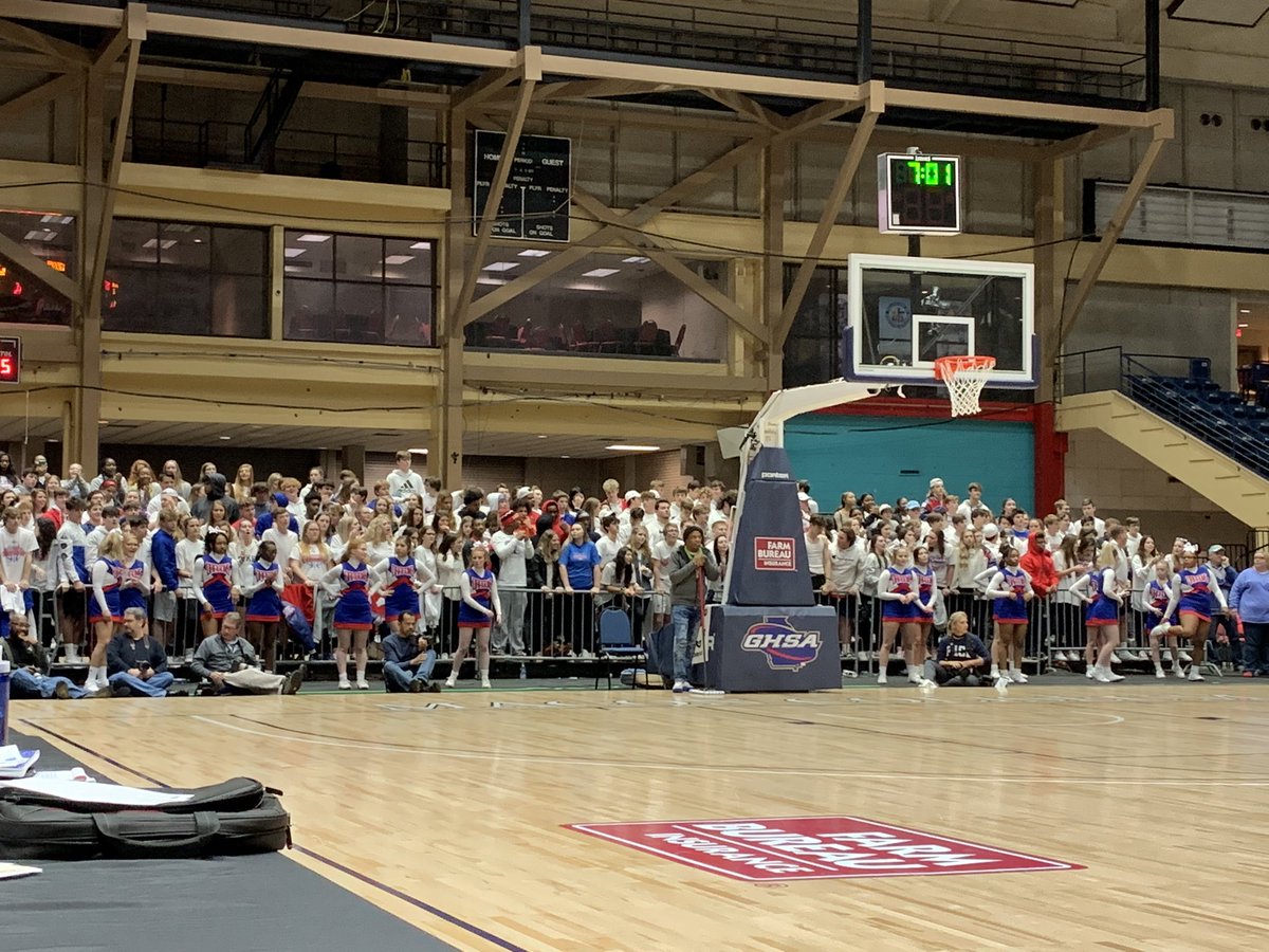 KyleSandy355's tweet image. Student section favors @jhsmbb