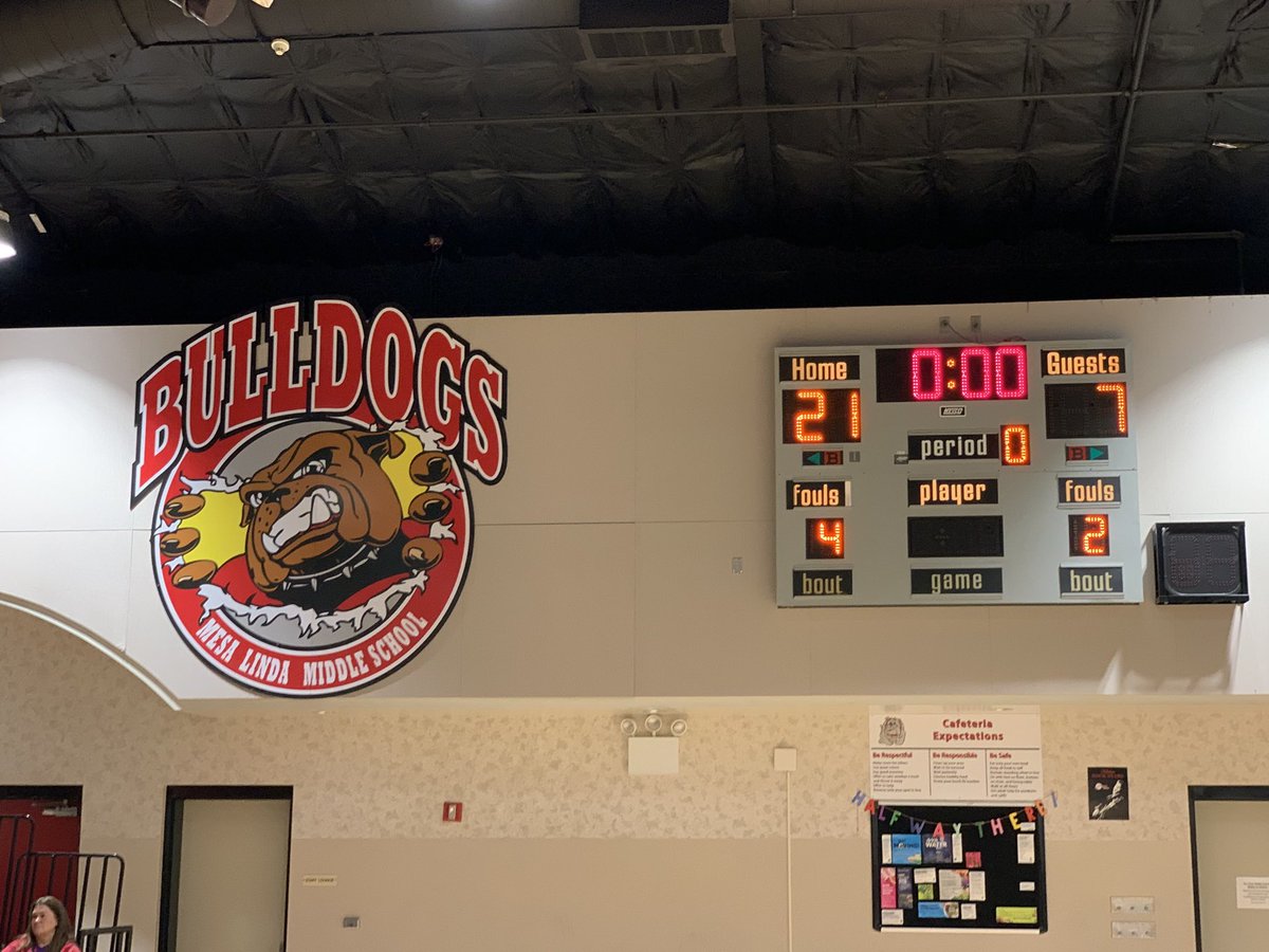 GoldenCrews's tweet photo. Amazing!!!! Lady Bulldogs make the final four!!!! https://t.co/2AVWI62JNF