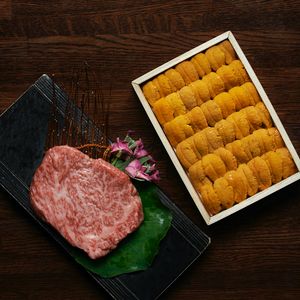 Making delicious food is always better with quality ingredients💯 ​We always use the freshest Uni from Hokkaido and the highest-rated A5 Wagyu Beef from Miyazaki! ​ #Wagyu #uni #Japan #LES #SakaMai