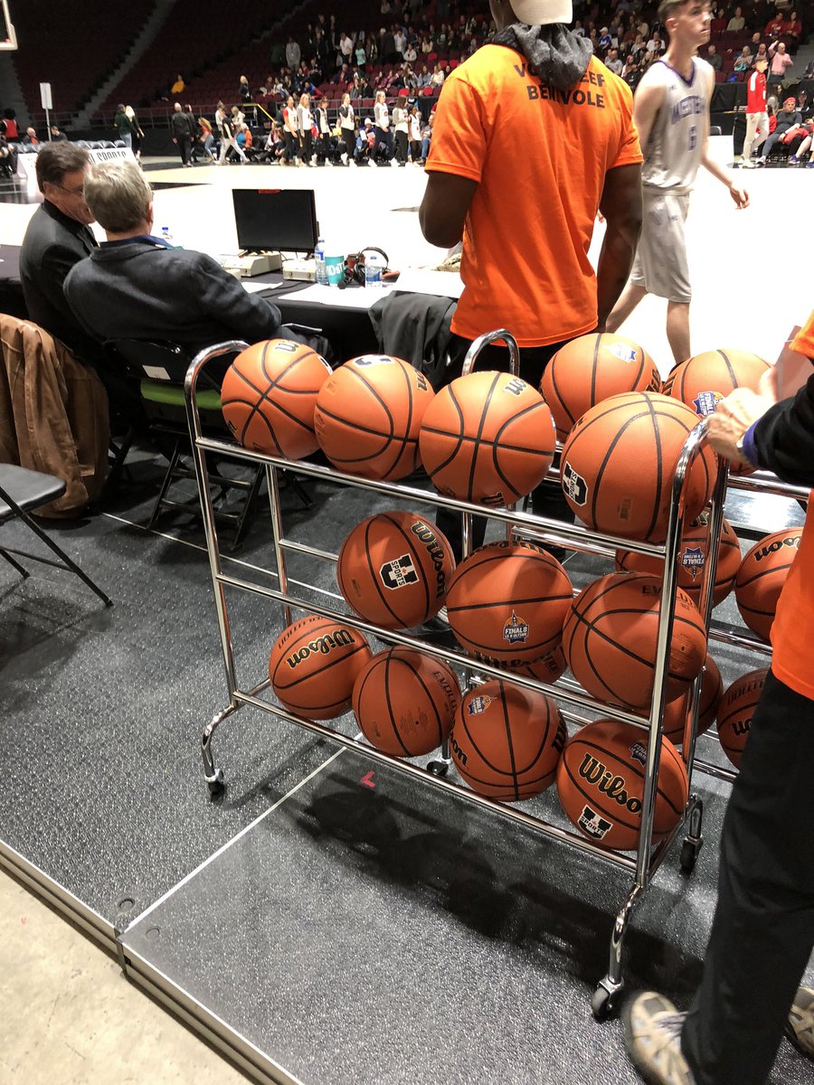 JimWatsonOttawa's tweet photo. Good luck to all the teams from across Canada competing in the Canadian National Basketball Championship! Work hard and welcome to our city! https://t.co/f3ylk9a8ba