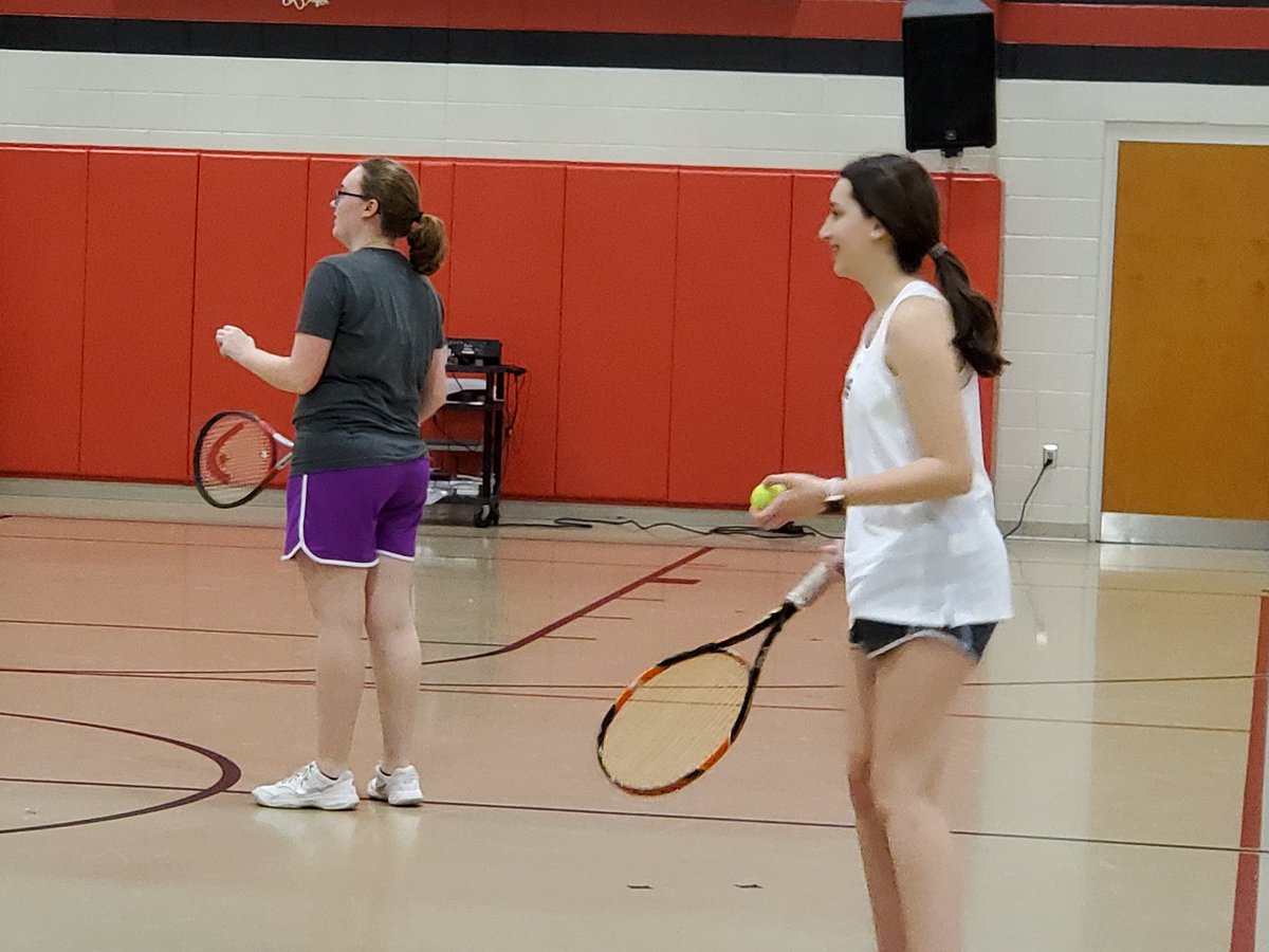 cincleveland1's tweet photo. Trying to make the most out of a rainy tennis season! Only 2 matches played so far and neither at home. Indoor cardio and tennis at it's finest! https://t.co/z3DQJ9U2aV