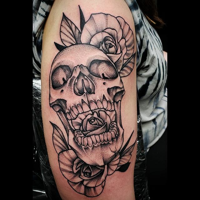 Aggregate 67 skull tattoos with smoke latest  thtantai2