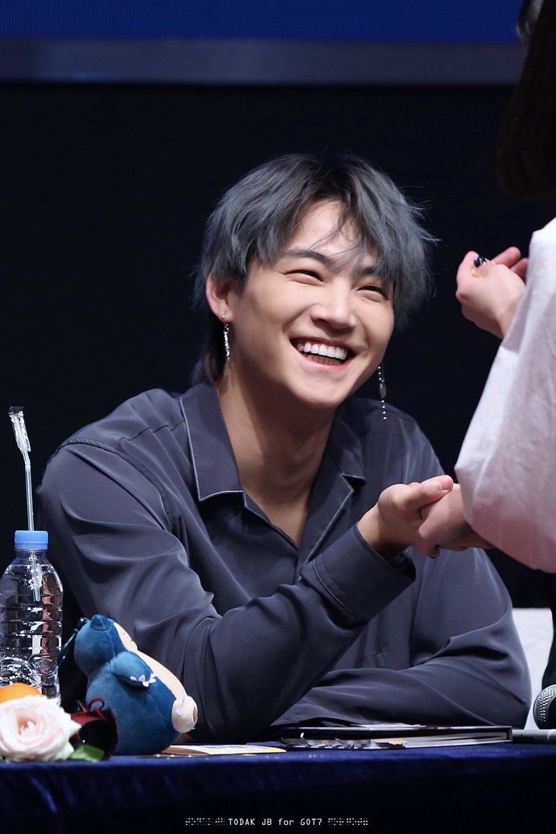 รอยยิ้มของแจบอม😁 tweet media