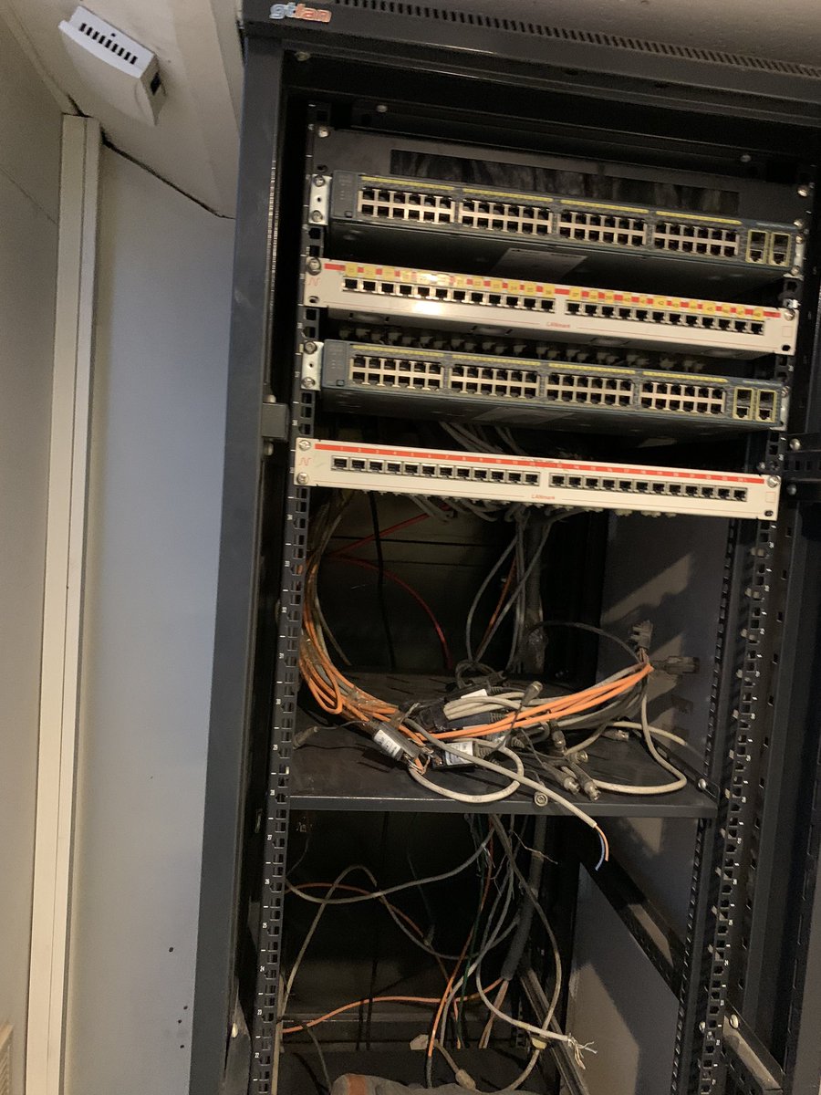 electroinfo2 tweet picture