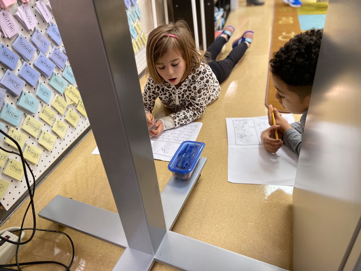 AndreaMclane's tweet photo. When these sweet babies ask for more writer’s workshop, you give them more writer’s workshop!  #mesheart @Midway_Mustangs @LexingtonOne #lex1literacy https://t.co/tWPdfLTeU6