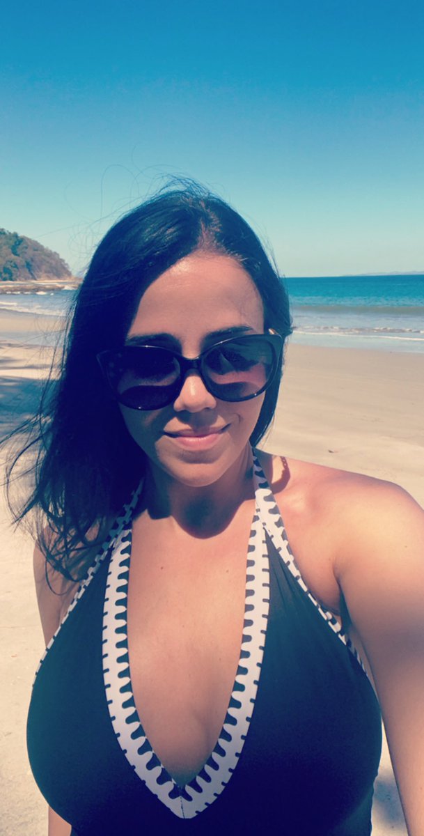 MaryPiemonte9's tweet photo. 🏝 https://t.co/ODVs5AgVKS