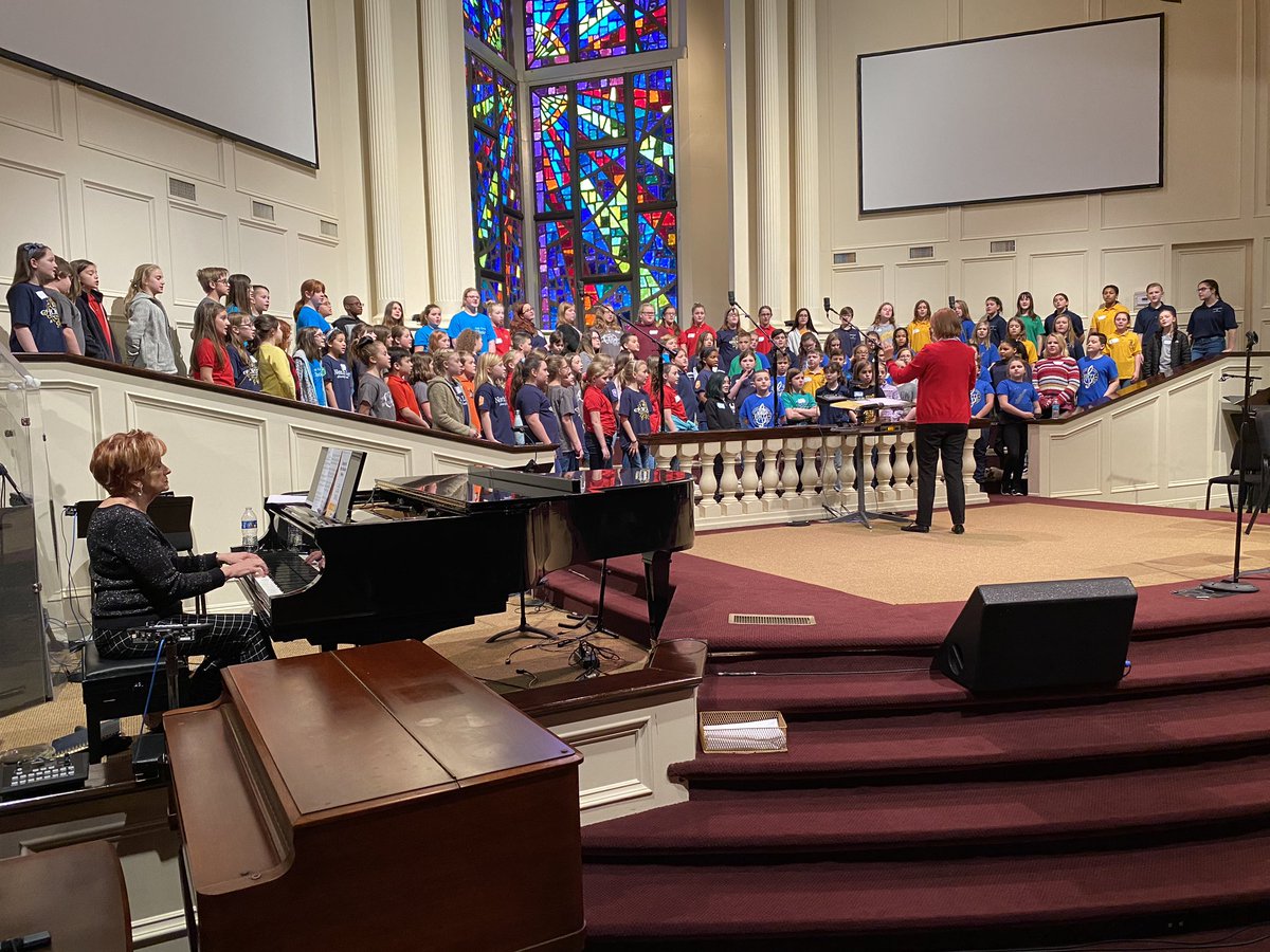 MusicGrove's tweet photo. Bradley County Honor Choir Rehearsal went really well today. I’m so proud of our Oak Grove kids that participated. LuAnn Holden, director and MaryBeth Wickes, accompanist, did a great job with the choir.
Performance is tonight, 6:30, Westmore Church of God. https://t.co/m6UjmCK8yl