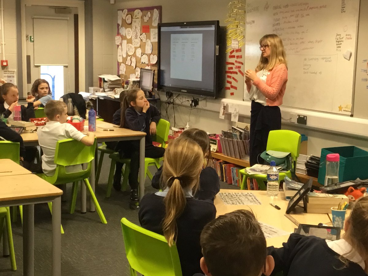 RachelMteacher's tweet photo. We were lucky enough to meet an editor from the @guardian who spared some of her time to tell @RScottPrimary pupils about what the job role involves! @GuardianEdu @CareersWeek https://t.co/VX6LYZlFRM
