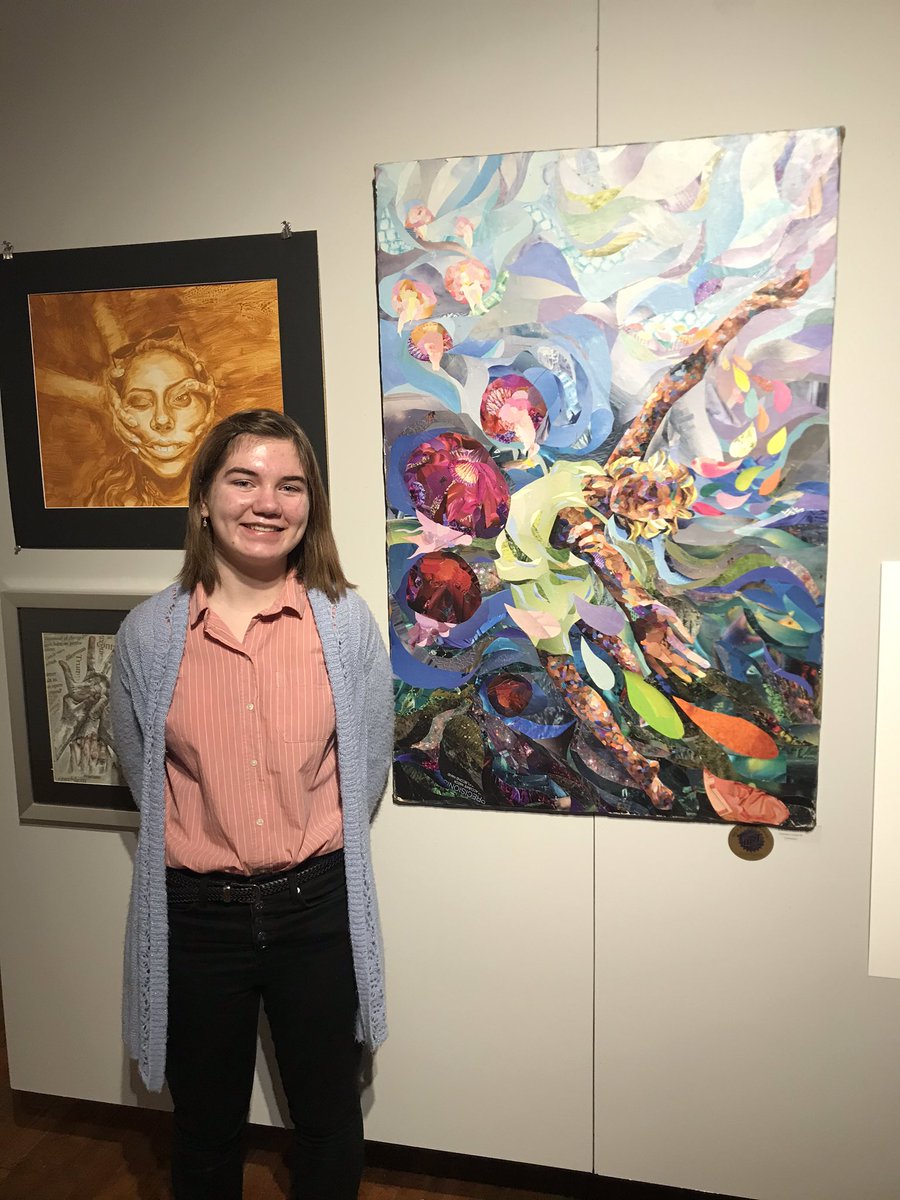 RamsFineArts's tweet photo. We had a great time going to IHSAE and seeing the best work from high school students in the state! Central has five artists represented in the General Exhibition and one (Cate Nelson) in the Senior Scholarship Exhibition! Christine and Cate are pictured. #ramslife @D127GetsReal https://t.co/yLDeSMl1M1